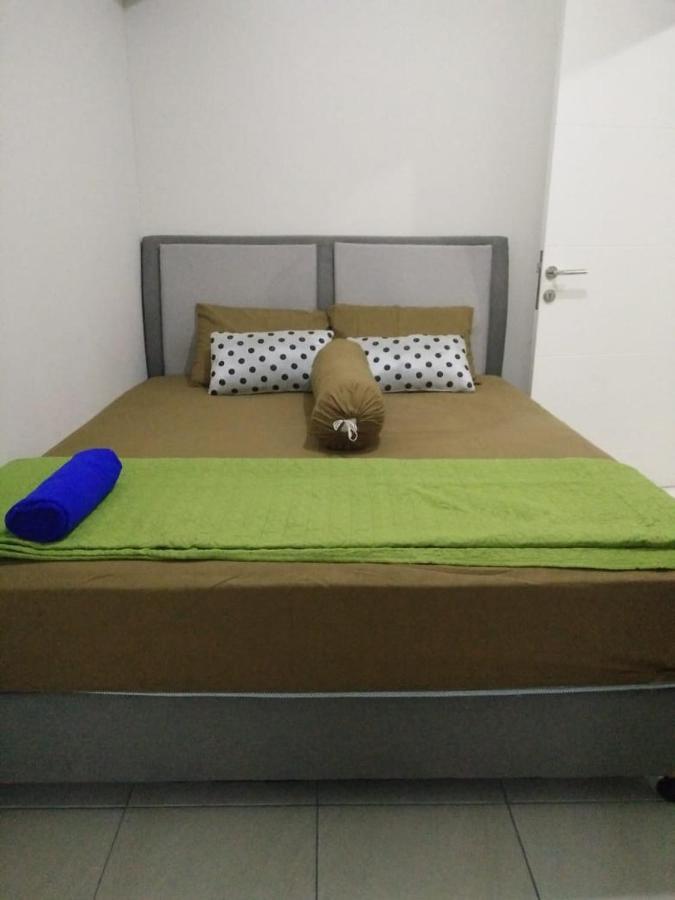 Springlake Apartemen 2Br-Sumarecon-Bekasi, By Bu Johan المظهر الخارجي الصورة