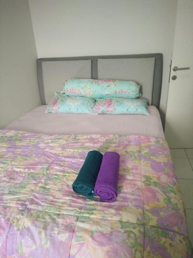 Springlake Apartemen 2Br-Sumarecon-Bekasi, By Bu Johan المظهر الخارجي الصورة